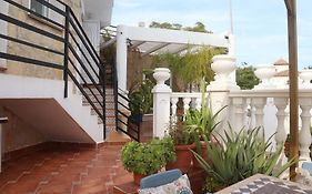 Hostal Residencial La Paloma II